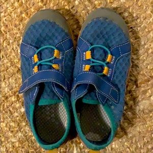 Water shoes/sneakers